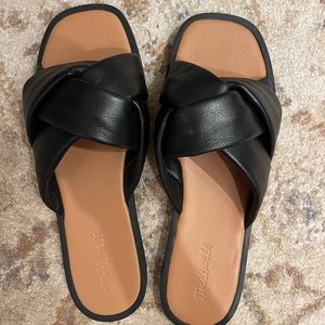The Jayna Slide, black size 10. NWT no box